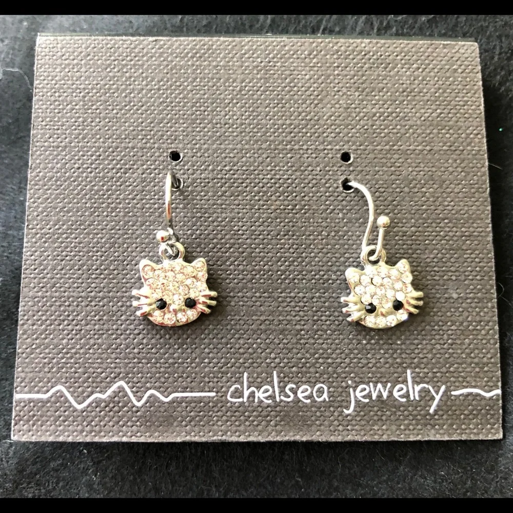 NWT CHELSEA PEWTER Kitty Rhinestone Crystals Kitten Cat Pierced Dangle Earrings
